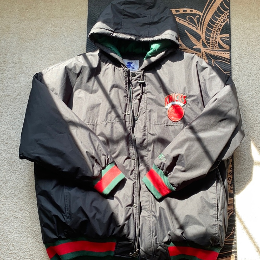 Starter KNICKS down jacket.